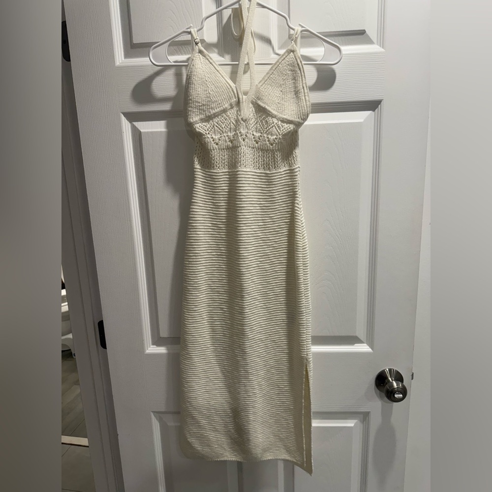 Abercrombie & Fitch Cream crotchet midi dress